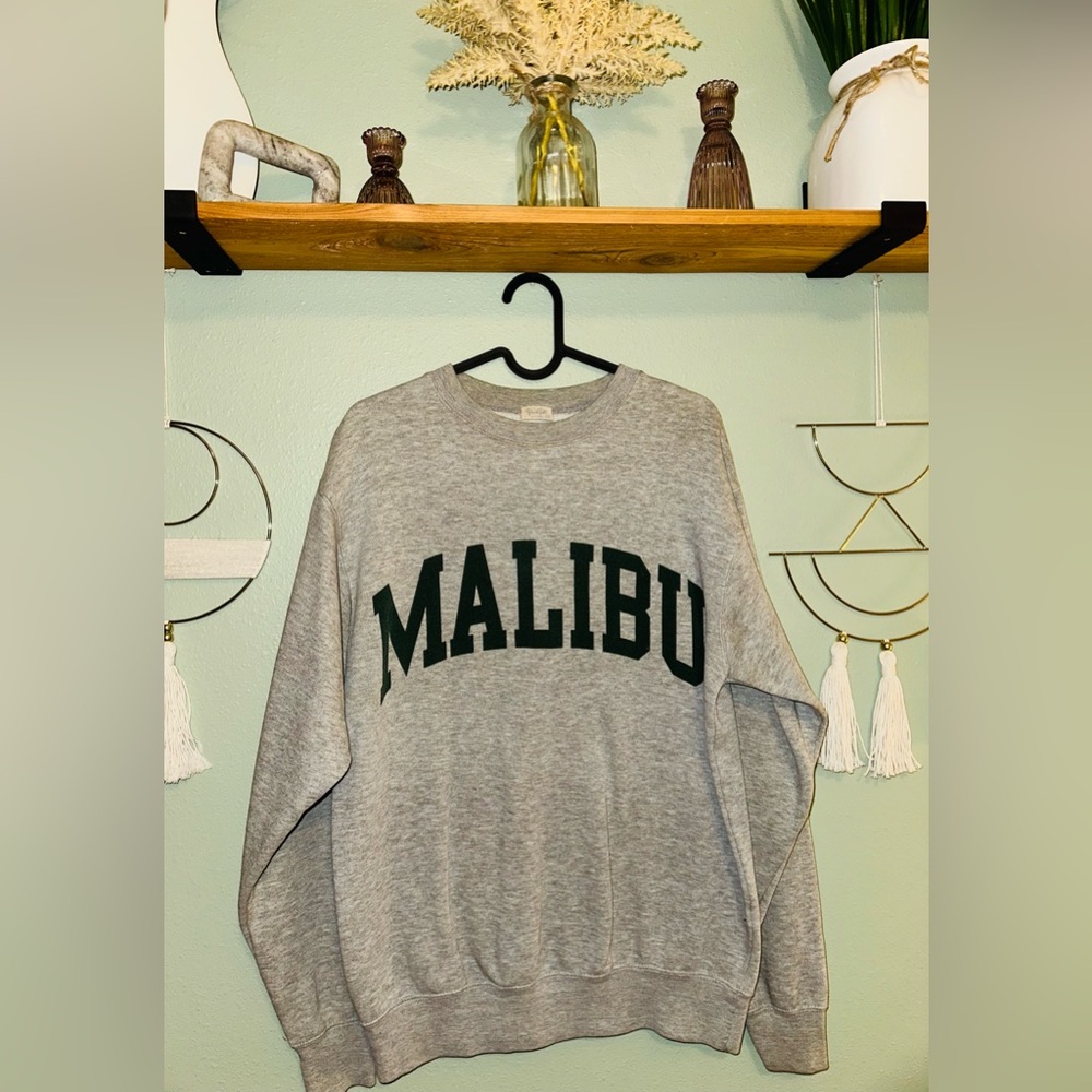 Brandy Melville/John Galt Crewneck
